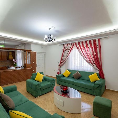 Duraj Apartment Sarandë Exteriör bild