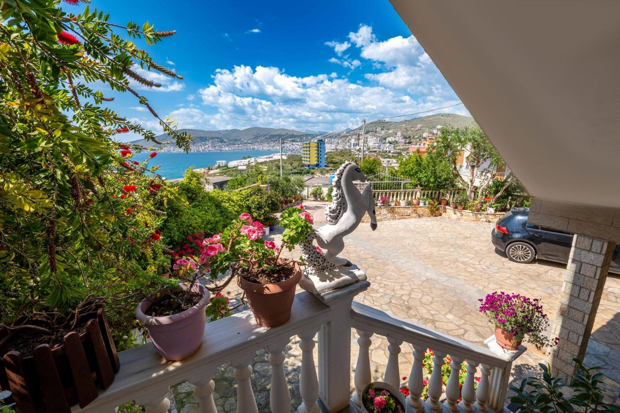 Duraj Apartment Sarandë Exteriör bild
