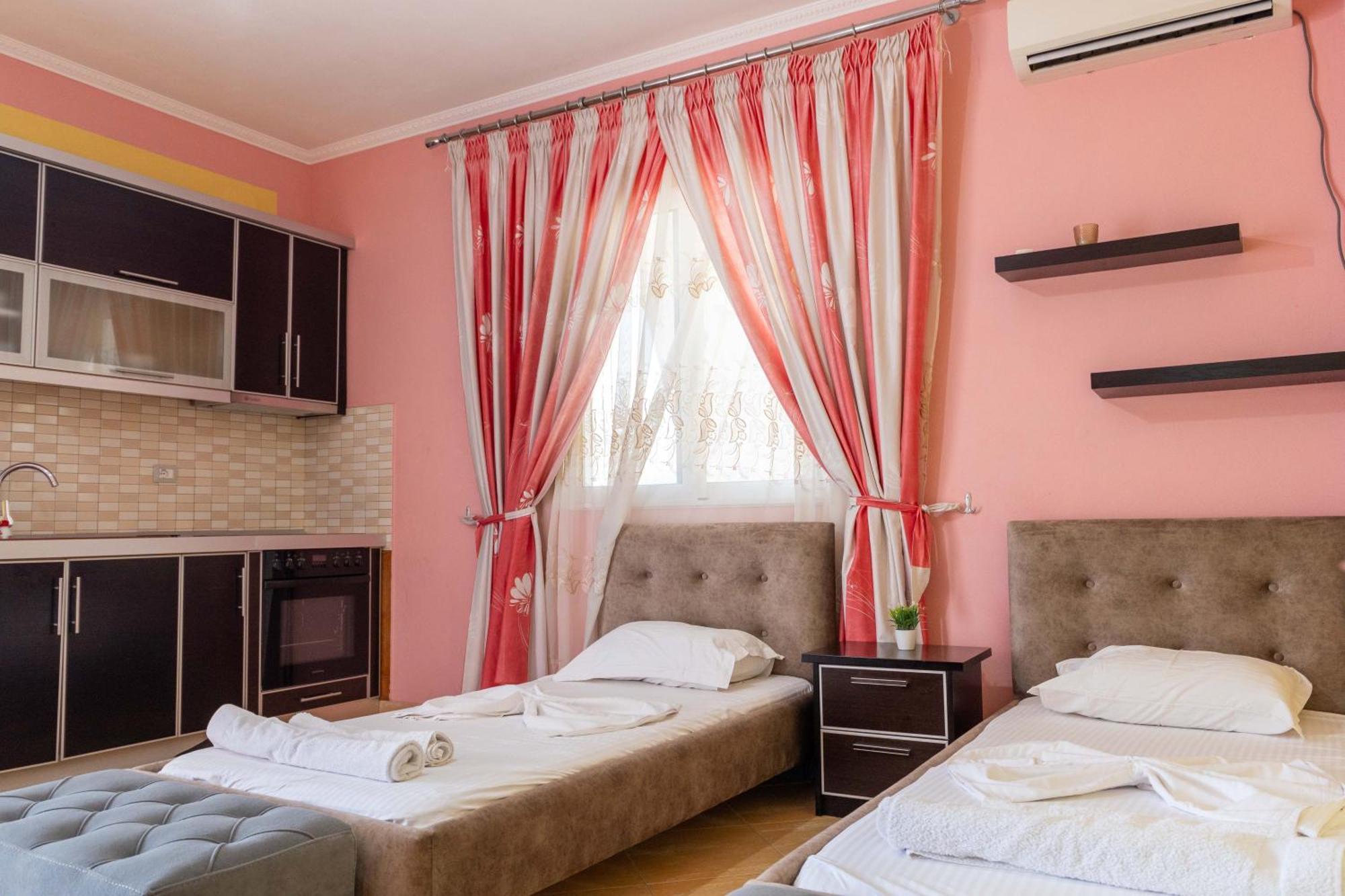Duraj Apartment Sarandë Exteriör bild
